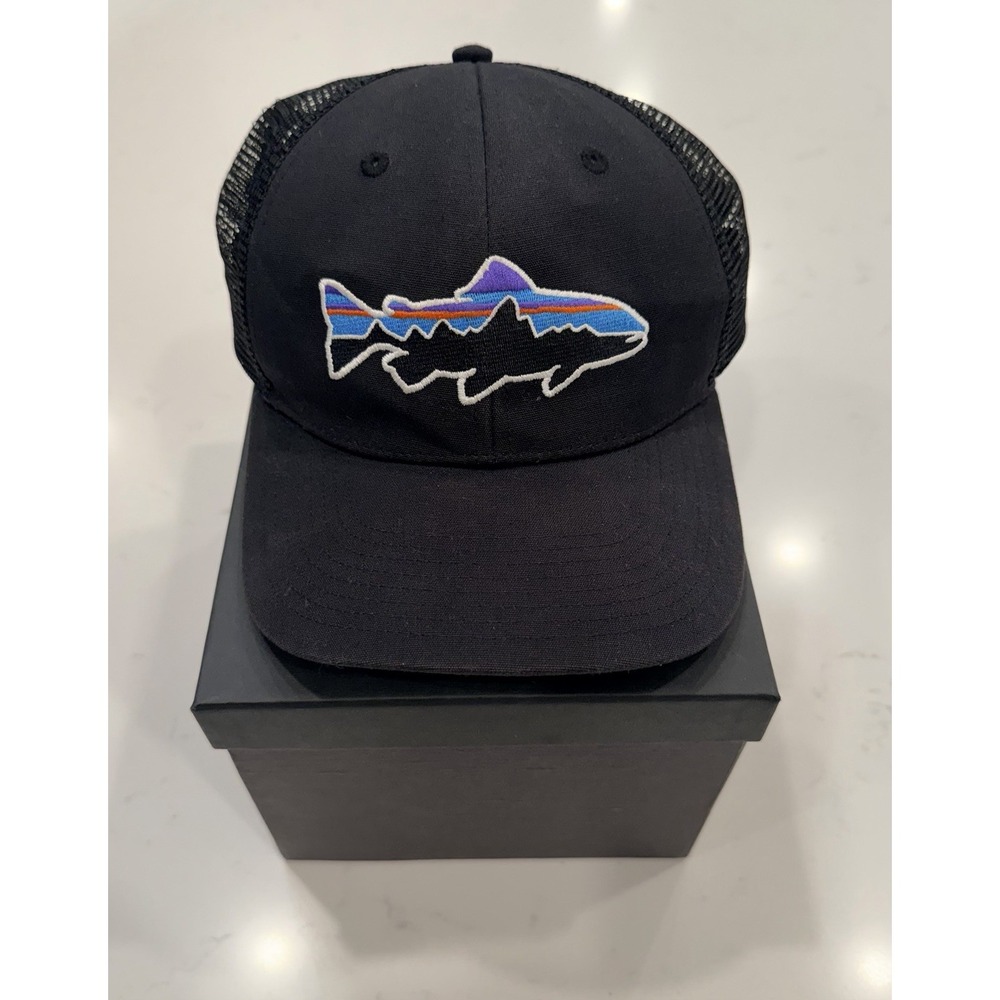 Patagonia Black Mesh Fitz Roy Trout Trucker Hat Adjustable Breathable Snapback